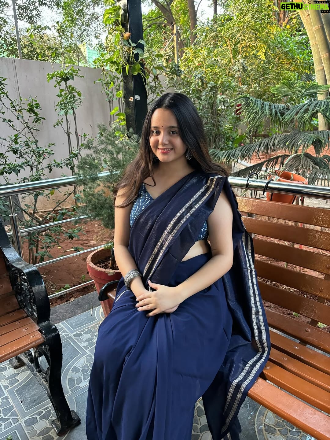 Siddhida Pathak - 120.5K Likes - Last photo is me with people who make you feel sad 🥰