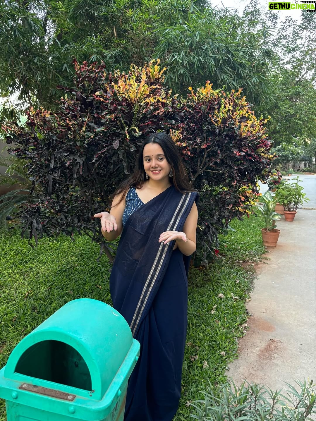 Siddhida Pathak - 120.5K Likes - Last photo is me with people who make you feel sad 🥰