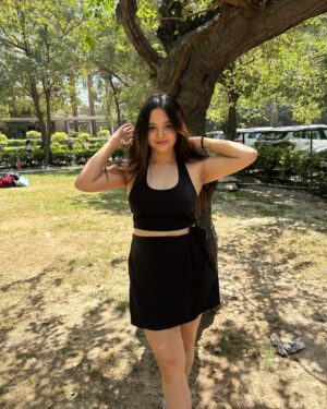 Siddhida Pathak Instagram - To see how chaotic I am, check out the last photo/video