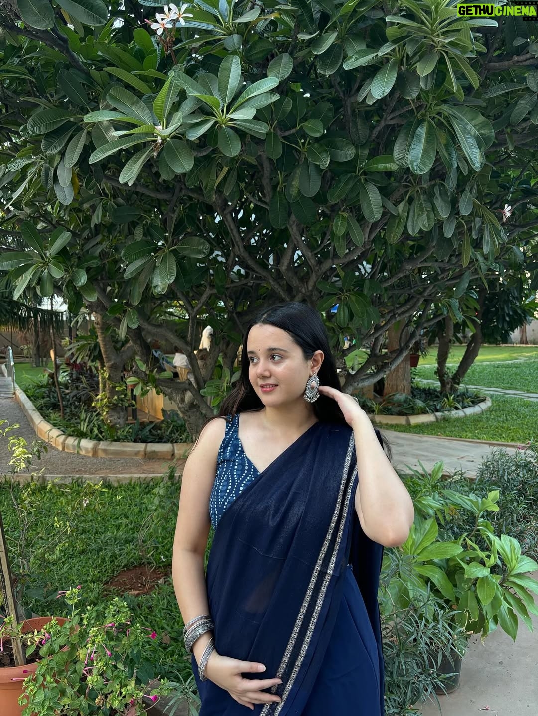 Siddhida Pathak - 120.5K Likes - Last photo is me with people who make you feel sad 🥰