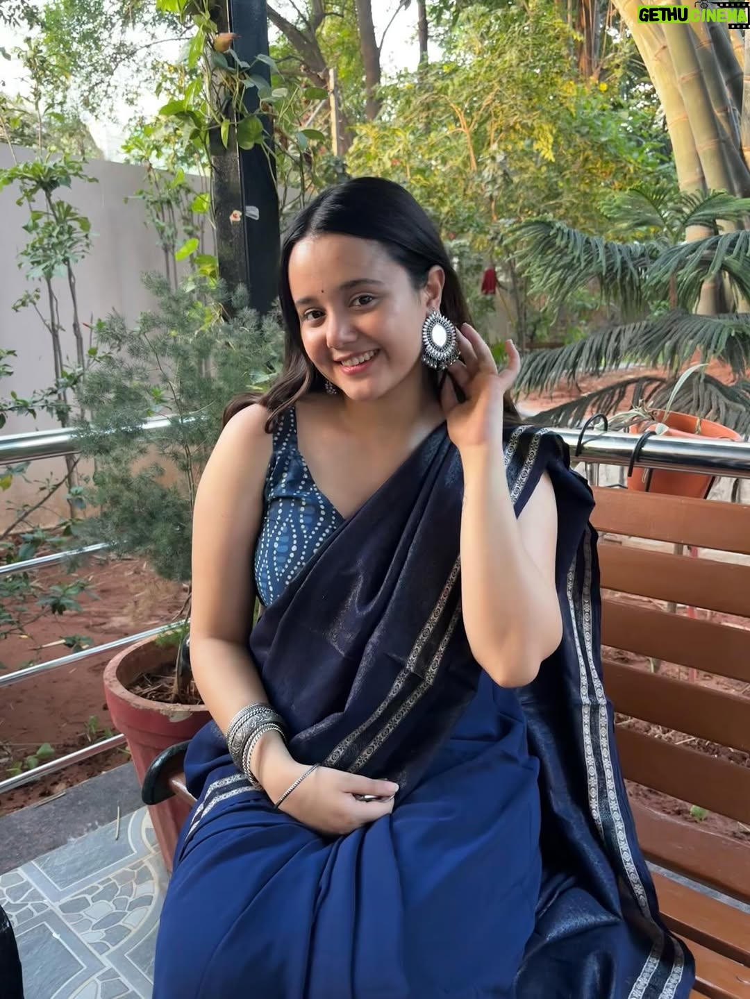 Siddhida Pathak - 120.5K Likes - Last photo is me with people who make you feel sad 🥰