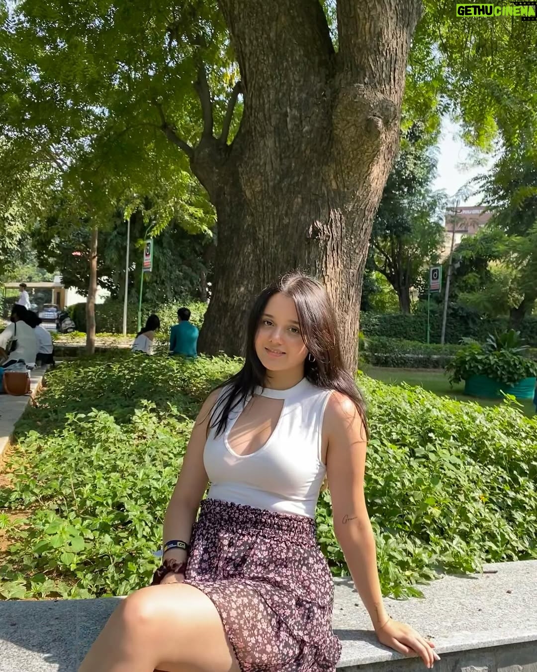 Siddhida Pathak - 56K Likes - 👧