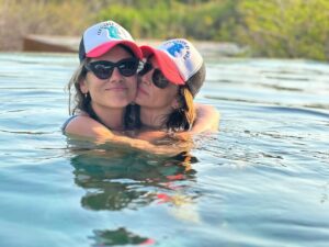Silvia Navarro Instagram - Buena, divertida, chingonq, entrona, inteligente, amiga, leal, generosa, son algunos de los millones de atributos que hacen a este ser, uno de mis favoritos en el planeta ❤️
¡FELIZ CUMPLE mi @rubelia ! 🥳 Puras risas, sonrisas, amor, salud, abundancia, paz, retos, metas, viajes, sorpresa lindas, bailes, disfraces, amigos, amantes, besos y apapachos te sean dados para.que este año sea de los mejores 💫
TE AMO ❤️ 🥳
F E L I Z V I D A R U B Y 😘😘😘😘