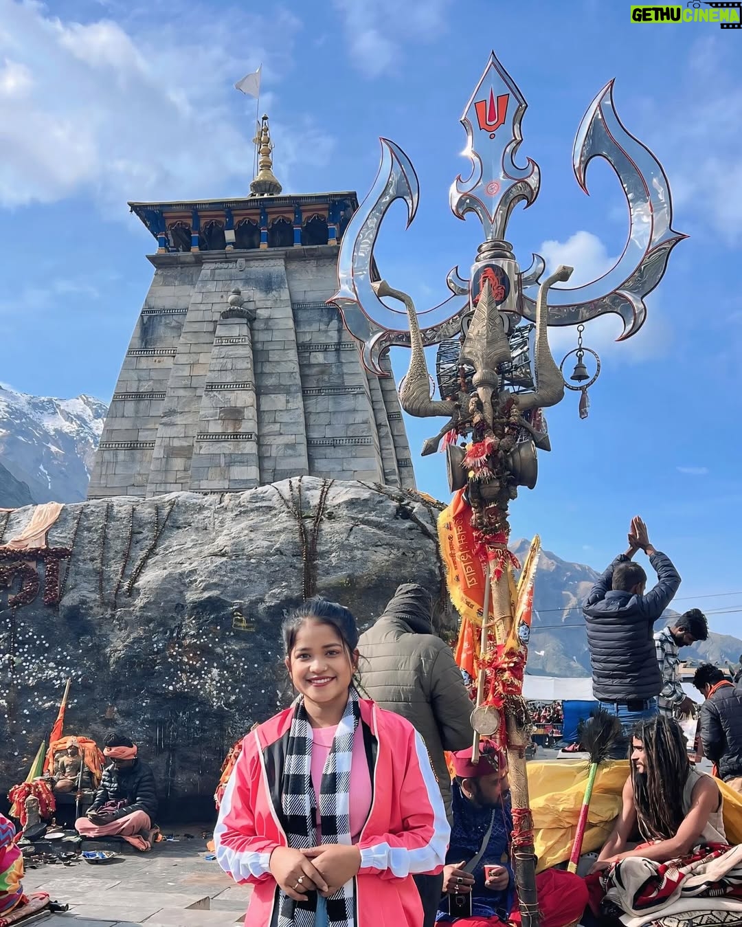 Simla Sikder - 61.8K Likes - Har har Mahadev ❤️🙏🥺