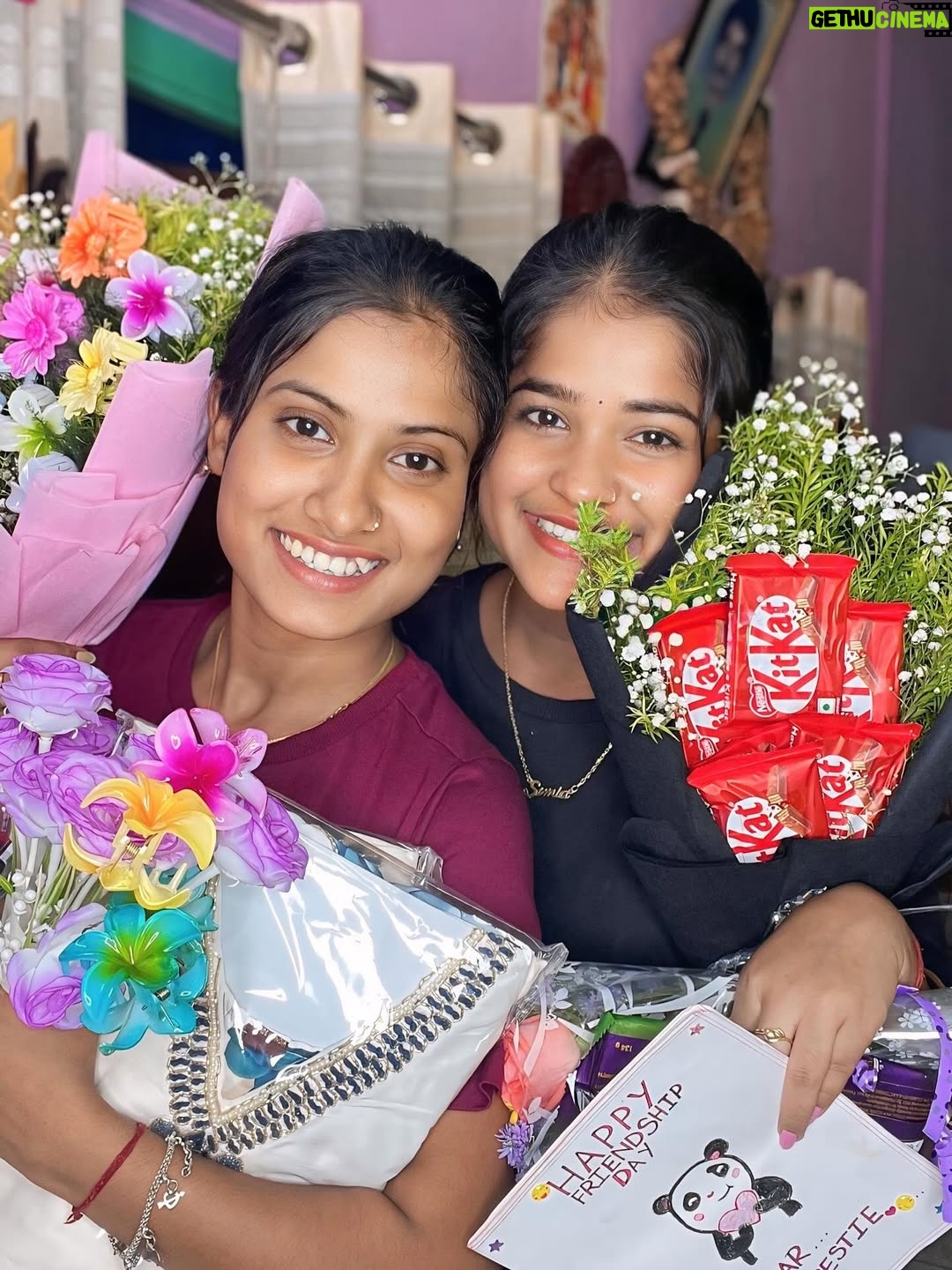 Simla Sikder - 54.8K Likes - My cutie pie 😘❤️ @rimi_mondal_2819