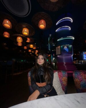 Simran D Sharma Instagram - Even google couldn’t help me in finding a caption for this post……🤎
.
.
.