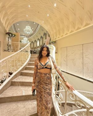 Simran D Sharma Instagram - Dressed like I have my life together.
.
.
.
#effortlessstyle #poolsideglam #fitcheck #fashiongram