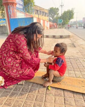Simran Jain Instagram - His smile made my Diwali 🪔😍
.
.
.
.
.
#happydiwali #celebrations #spreadjoy #love #bornoninstagram