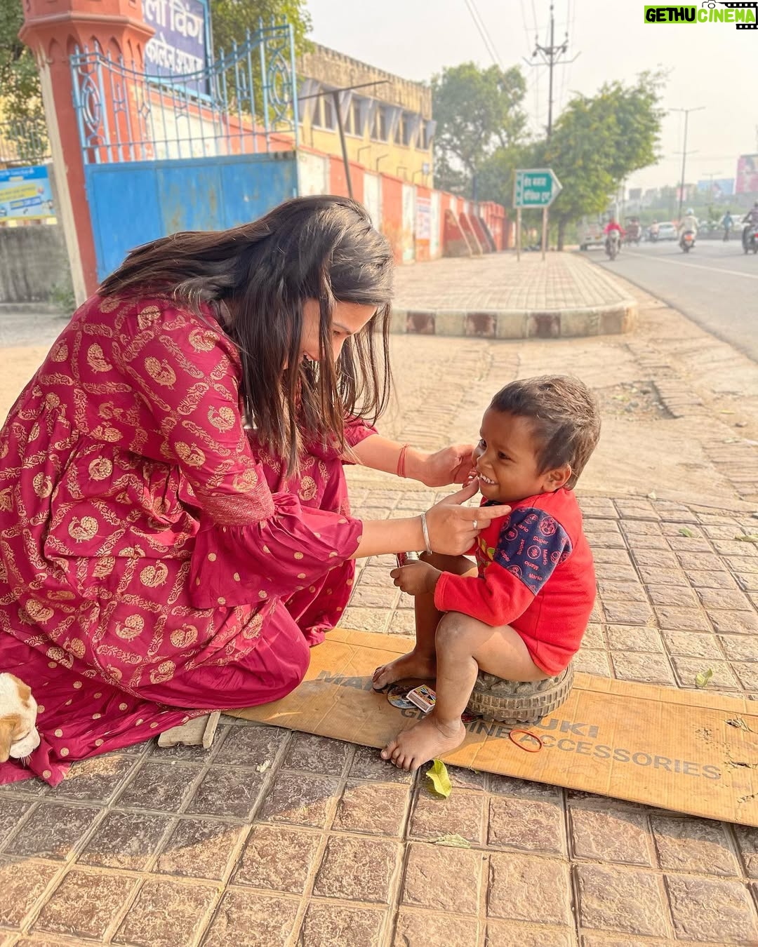 Simran Jain - 15.7K Likes - His smile made my Diwali 🪔😍 
.
.
.
.
.
#happydiwali #celebrations #spreadjoy #love #bornoninstagram