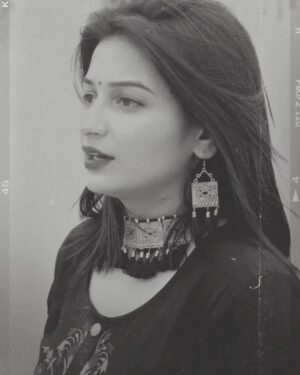 Simran Jain Instagram - 1,2,3,4,5 ? 💔
#simranjain #sadshayari #sadstatus #exploremore #explorepageready