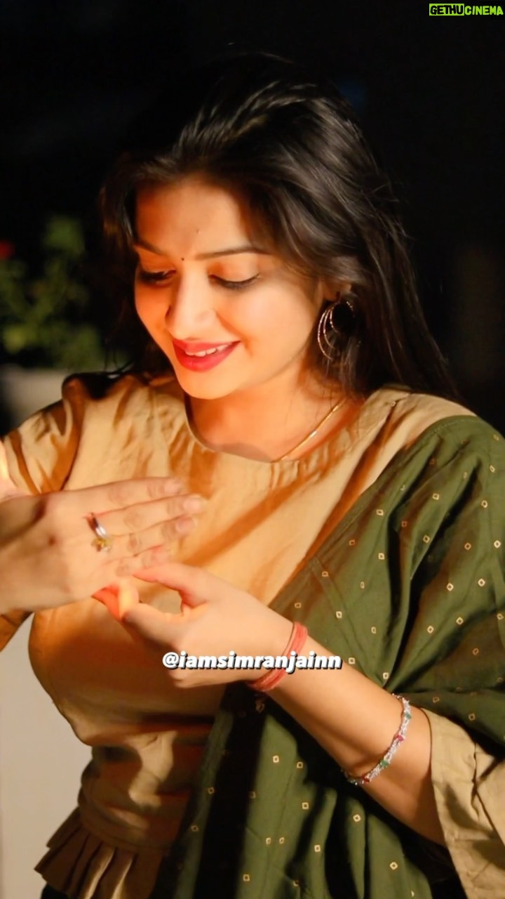 Simran Jain - 39K Likes - Diya 🪔 
.
.
.
.

.
#simranjain #inthemaking #reelforyou #shayari