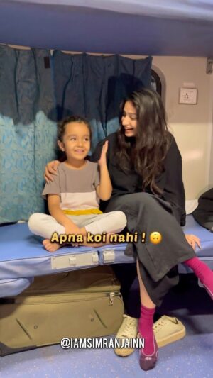 Simran Jain Instagram - Sach kaha na ? 😊
.
.
.
.
.
.
#reels