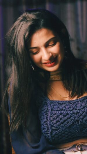 Simran Jain Instagram - If we don’t feel grateful with what we already have.
What makes us think we will be happy with more ?
#simranjain #inthemaking #shayari #reelitfeelit