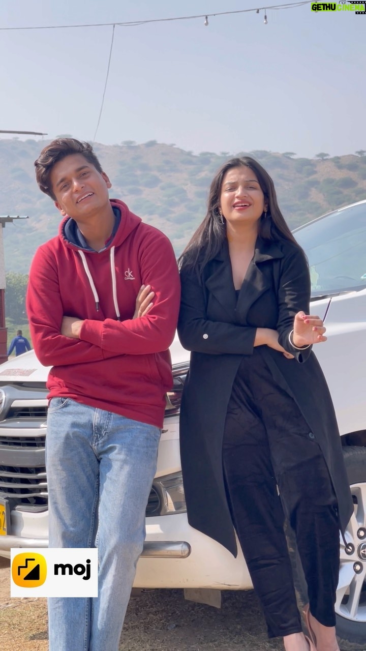 Simran Jain - 24.9K Likes - Kisi ne humsey pucha ki is duniya mei apka apna Kaun h ? 😊
.
.
.
.
.
.
#simranjain #bihariladka #mojonwheels #shayari #feelings