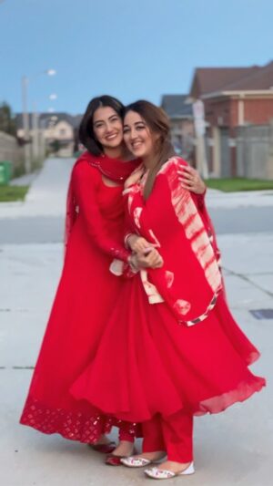 Simran Narula Instagram - ❤️🐣 @simmz_1111 🐣❤️