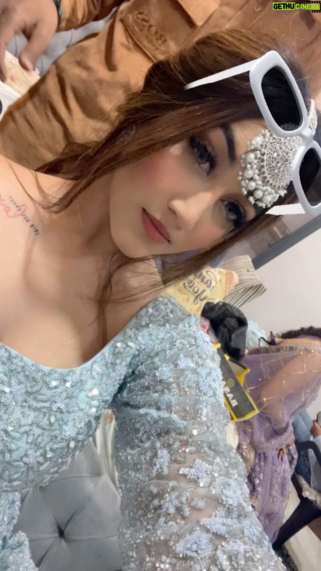 Simran Narula - 63.7K Likes - ❤️
