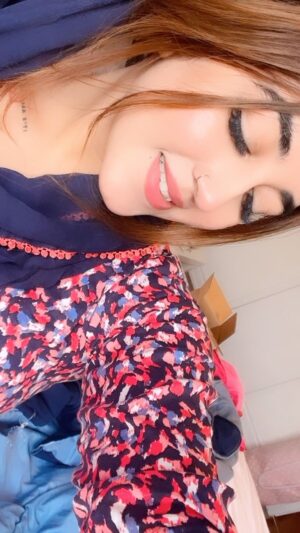 Simran Narula Instagram - 👀 🐍