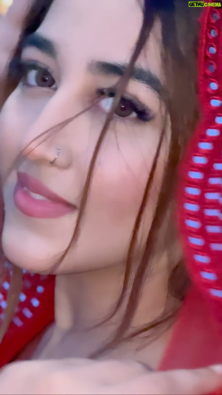 Simran Narula - 204.9K Likes - 👰🏻‍♀️ SNAPCHAT- Snarula_111✅