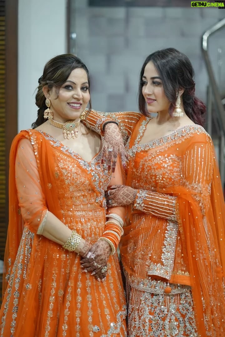 Simran Narula - 175.6K Likes - Speechless 💔 @bindu.narula.507