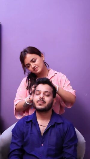 Simran Verma Instagram - Sar Dard 🙄