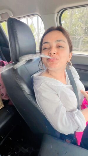 Simran Verma Instagram - Ye expect nahi kiya tha 😡 @deepanshu_diwan