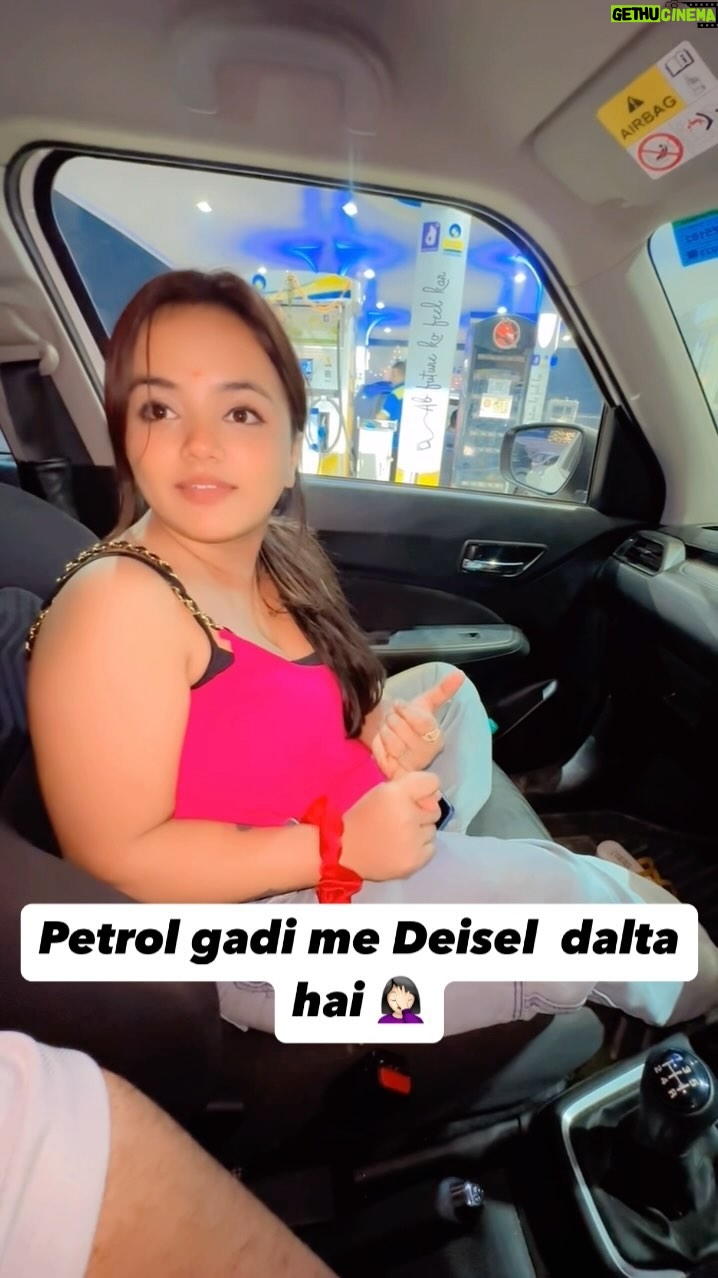 Simran Verma - 206.3K Likes - Women 🤣