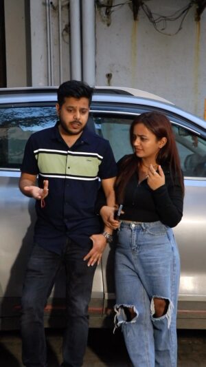 Simran Verma Instagram - Main Dahej Ke Ek Dum Khilaf Hu 😂😂😂

📸 @saurabhroy32