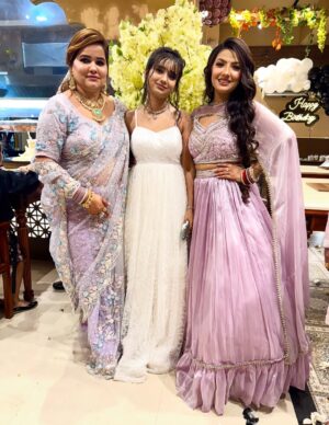 Sippy Mondal Instagram - Happy sweet 16! May this year be the one where you discover your passions, follow your heart, and create a future that’s as bright as your smile.
Outfit by @drishticreations001
Make up by @muskanverma_makeovers
.
.
#bhirthdaycelebration♥️ #bhirtdaygirl #viral