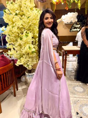 Sippy Mondal Instagram - Happy sweet 16! May this year be the one where you discover your passions, follow your heart, and create a future that’s as bright as your smile.
Outfit by @drishticreations001
Make up by @muskanverma_makeovers
.
.
#bhirthdaycelebration♥️ #bhirtdaygirl #viral