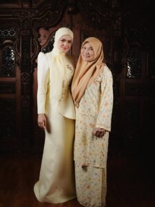 Actress Siti Nurhaliza HD Photos and Wallpapers September 2025