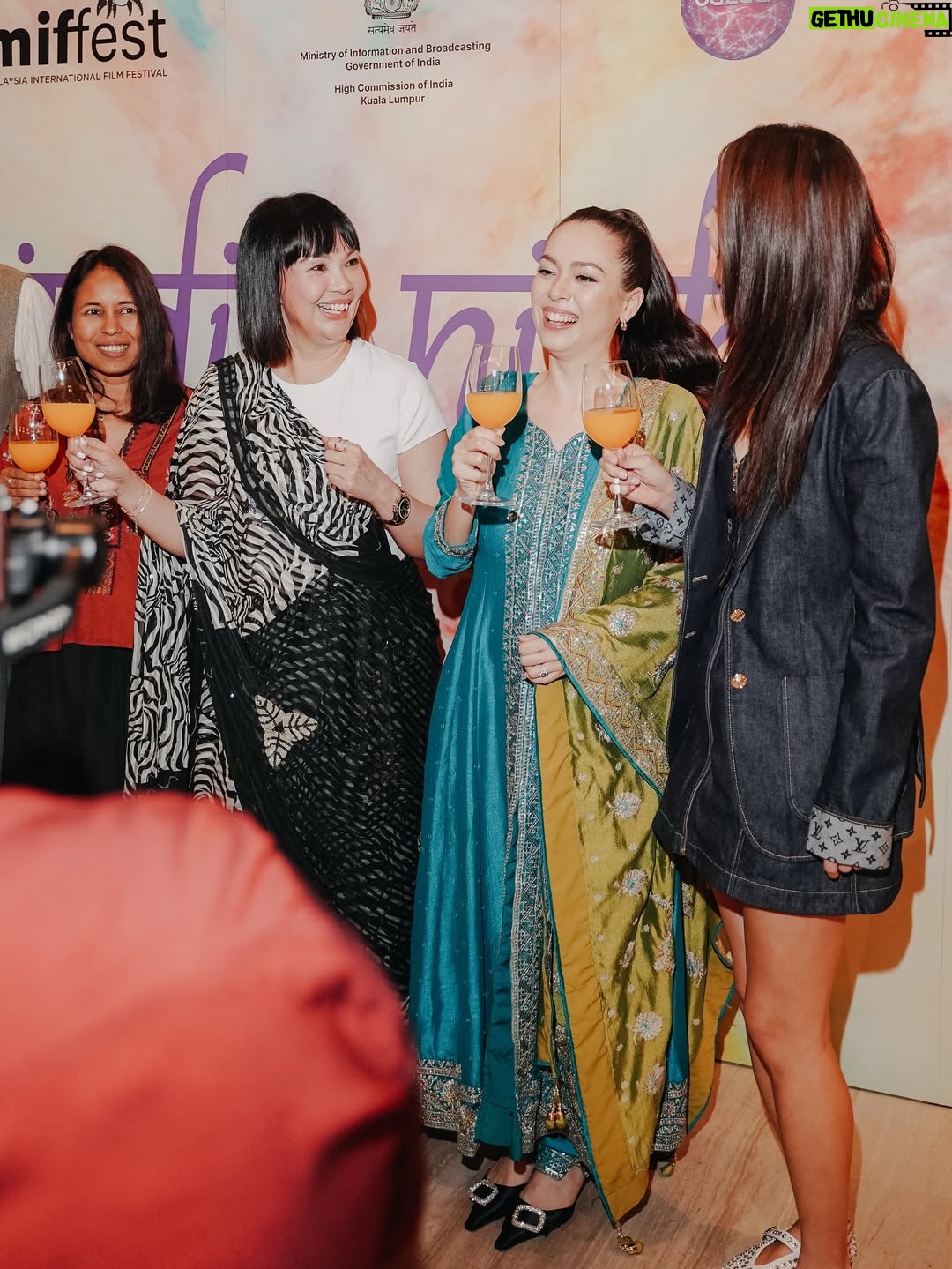 Siti Saleha - 9K Likes - A magical night of sharing stories, exchanging smiles, and making new connections. So blessed for moments like these, reminding ourselves why storytelling brings us all together. Here’s to cinema’s ability to transcend borders. 

Hosted by @miffest_mgga in collaboration with the High Commission of India

#MIFFest2025 #Infinity