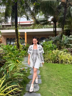 Siti Saleha Instagram - Such a cute dress from @majeparis Loving the embroidery 🪡

#SalehaTravels #MajeParis #Pregnant #Babymoon 🇻🇳