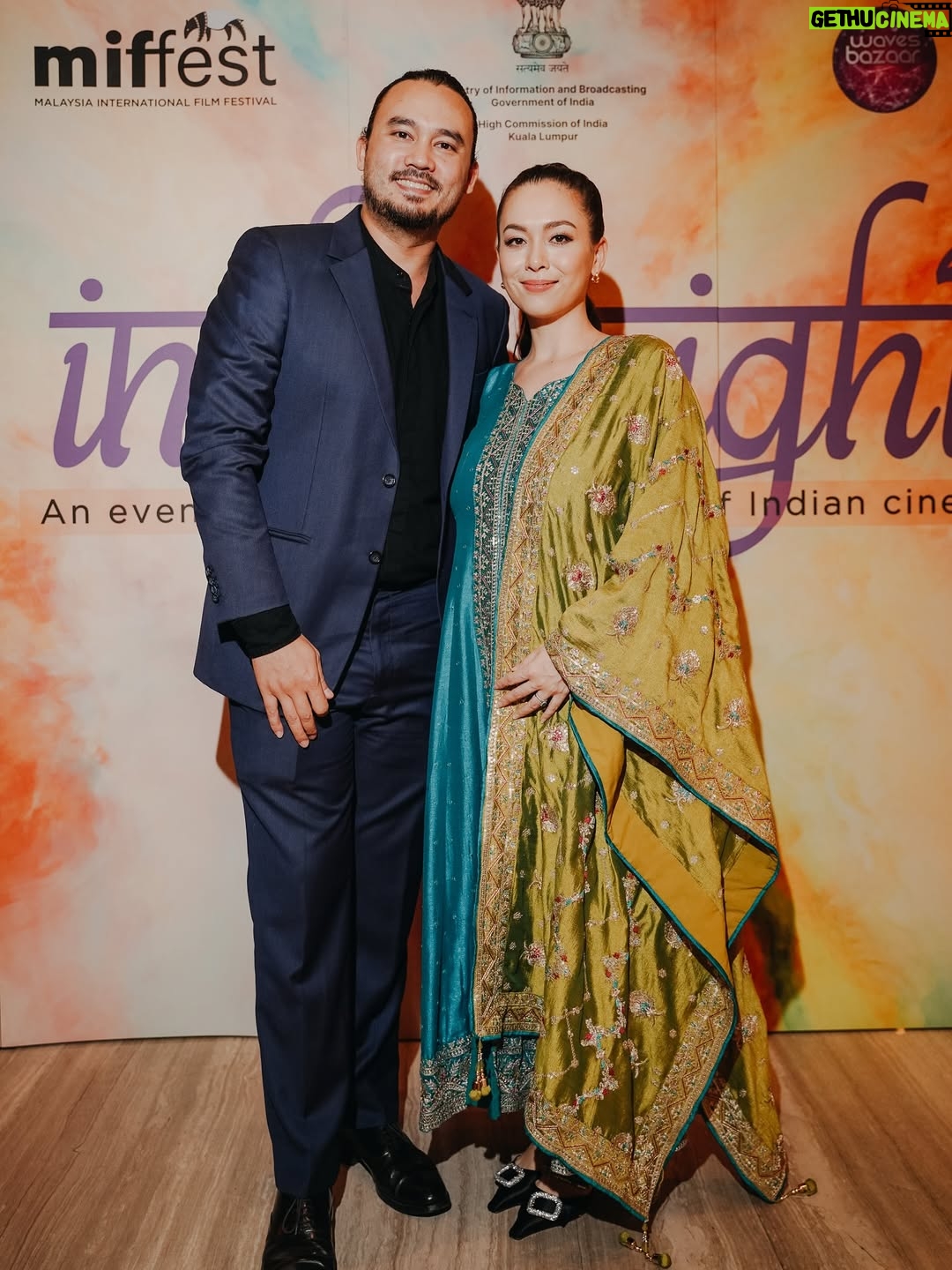 Siti Saleha - 9K Likes - A magical night of sharing stories, exchanging smiles, and making new connections. So blessed for moments like these, reminding ourselves why storytelling brings us all together. Here’s to cinema’s ability to transcend borders. 

Hosted by @miffest_mgga in collaboration with the High Commission of India

#MIFFest2025 #Infinity