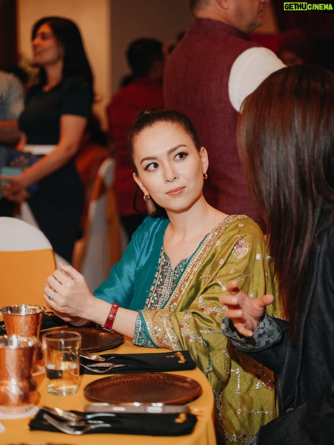 Siti Saleha - 9K Likes - A magical night of sharing stories, exchanging smiles, and making new connections. So blessed for moments like these, reminding ourselves why storytelling brings us all together. Here’s to cinema’s ability to transcend borders. 

Hosted by @miffest_mgga in collaboration with the High Commission of India

#MIFFest2025 #Infinity