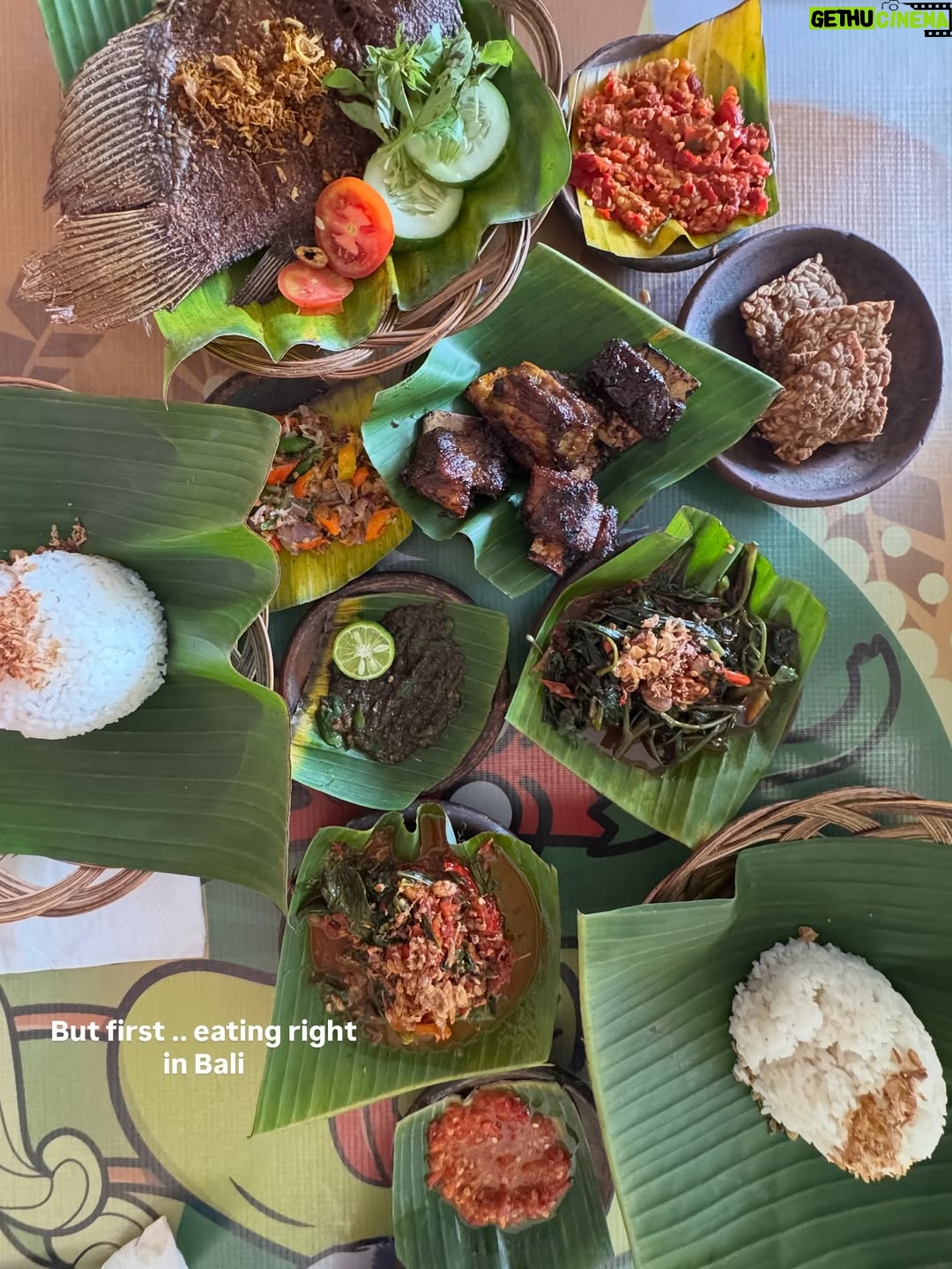 Siti Saleha - 12.8K Likes - Hello Bali 💛