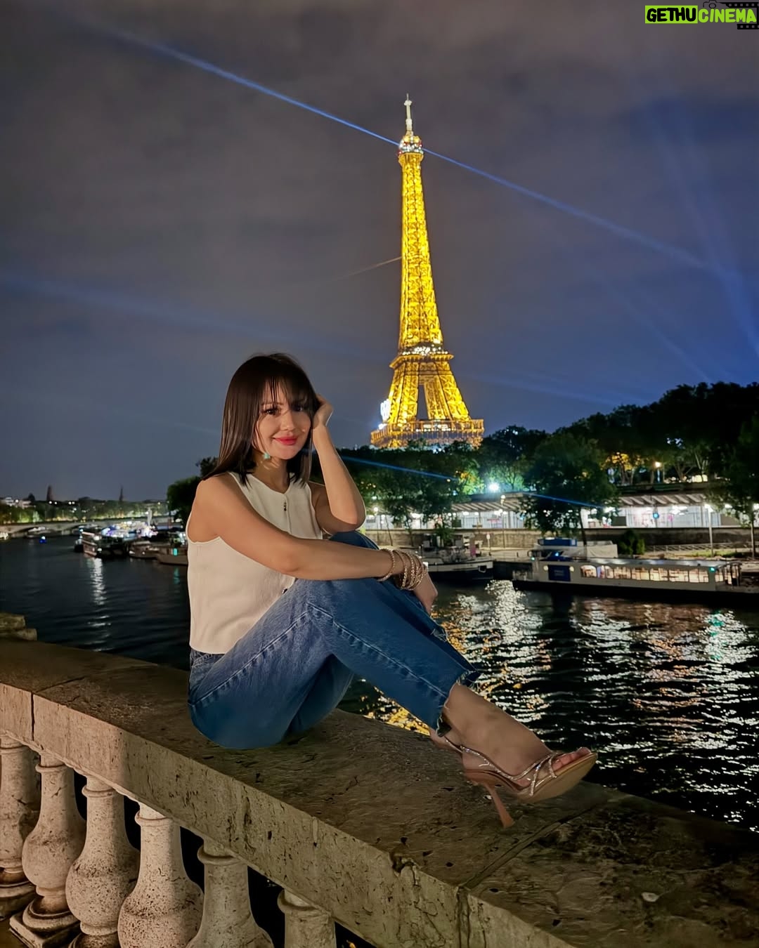 Sitora Alimjanova - 36.2K Likes - Paris! Good memories 🫠
