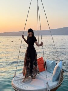 Sitora Farmonova Most Liked Photos and Posts