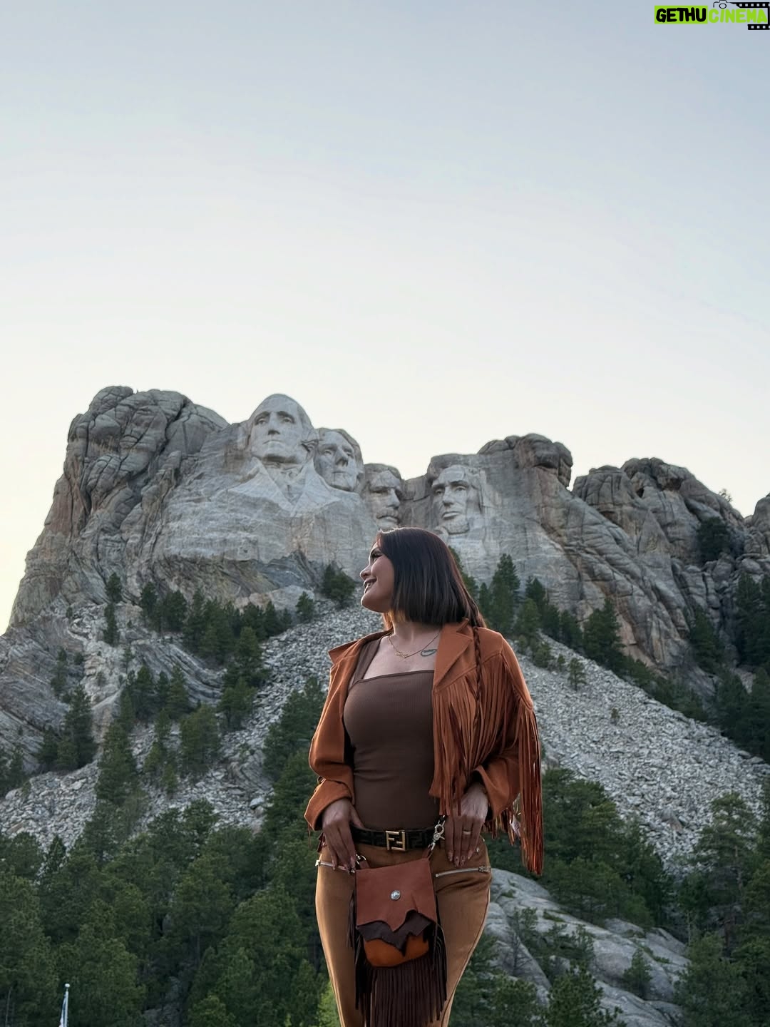 Smile - 1.1K Likes - Mount Rushmore