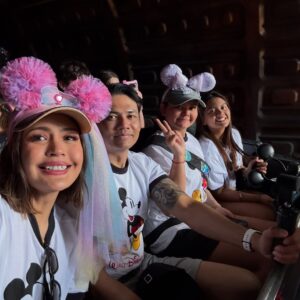 Smile Instagram - VIP tour at Disney World! Best tour guide we’ve had in our Disney history. Rain or shine, we made the most of every ride! #disney #disneyworld #disneyvip #orlando