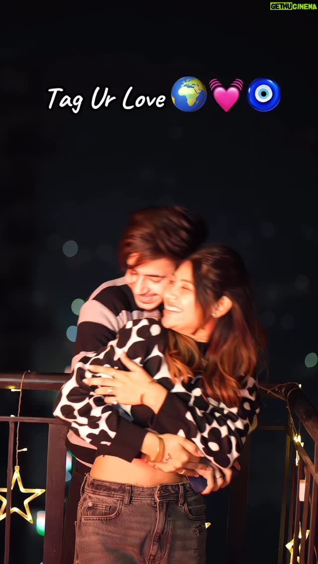 Smriti Rajput - 68.2K Likes - seene se lagna tum 🥰👩‍❤️‍💋‍👨👫 @addy___04