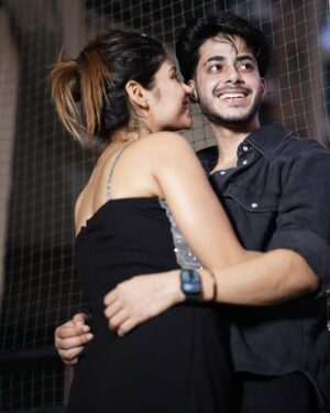 Smriti Rajput Instagram - BE MINE🧿🫂🥰 @addy___04 #cute #trending #viral #smile #dress #dream #perfect #couplegoals #adriti #foryou #explorepage #explore #hair #style #post #location #instagood #romantic #smritirajput1137 #❤