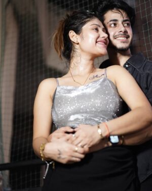 Smriti Rajput Instagram - BE MINE🧿🫂🥰 @addy___04 #cute #trending #viral #smile #dress #dream #perfect #couplegoals #adriti #foryou #explorepage #explore #hair #style #post #location #instagood #romantic #smritirajput1137 #❤