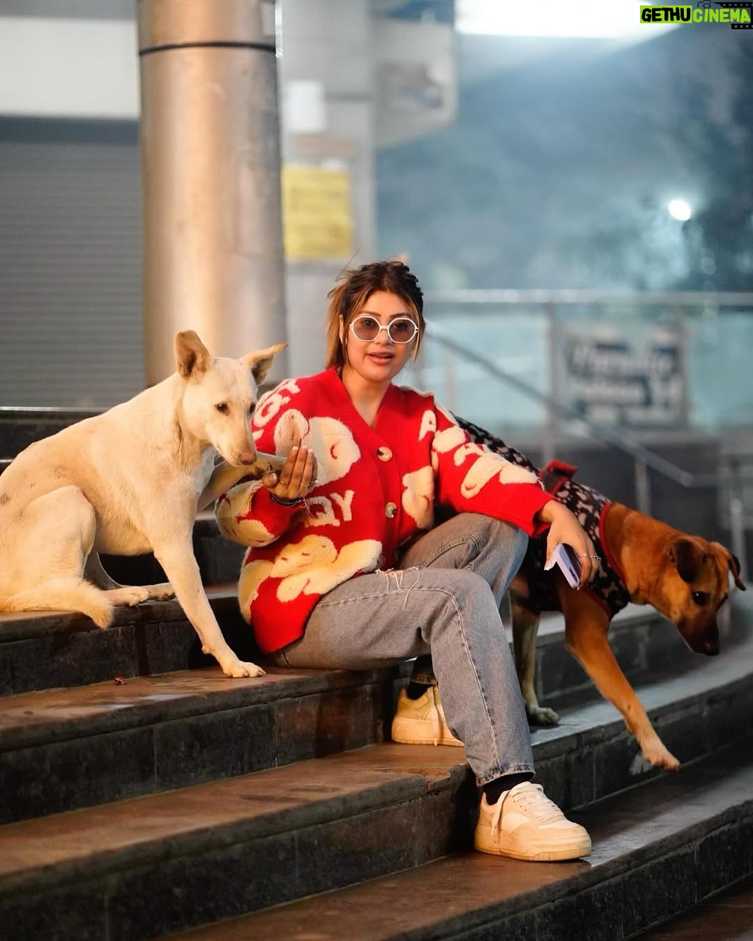 Smriti Rajput - 55.5K Likes - ❤️👀 HAPPIER WITH YOU…… 🙈 #cute #trending #viral #smile #style #love #dress #dream #perfect #couplegoals #newpost #location #hair #insta #instagram #reelsinstagram #smritirajput1137 #explore #foryou #❤️