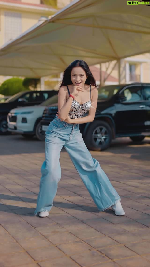 Sneha Savita - 36.4K Likes - what did you like?? 

Choreo by : @snehuuuu_0301 🙋🏻‍♀️

📸 : @mayank_savita_ 

#snehu 
#trendingreels #viral #osajna #dancer #dancereels #explore #trend #badshah #newsongs