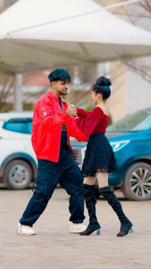 Sneha Savita Instagram - Tag Your Valentine šā„ļø @my_name_is_govind_ ā„ļø
#snehu
#gfbf #gfbfsong #trending #trendingsongs #dance #dancereels #explore #explorepage #trending #look #coupledance #couplegoals #couple