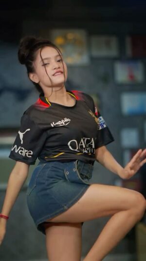 Sneha Savita Instagram - RCB final Winning Countdown Start š Ee Sala Cup Namde ššŖā¤ļø
#rcbvspbks
#ipl2025 #iplfinal2025 #trend #viral #cricket #explore #trendingsongs #bhojpuri #explorepage #dance