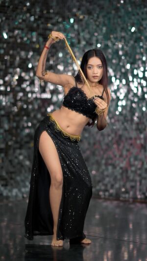 Sneha Savita Instagram - Afghaani Afeem Haiš„
šø: @mayank_savita_
#afghaaniafeem #snehu
#tonykakkar #newsong #dance #explore #explorepage #viral #dancereels #trendingreels #trend #look #transition