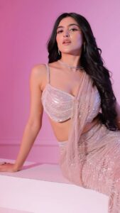 Actress Snigdha Helenite HD Photos and Wallpapers June 2025