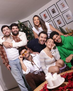 Sofia Castro Instagram - Feliz navidad para todos ustedes yingol bel yingol bel yingol modafoka, de nuevo papi arca dándote lo que te toca 😍