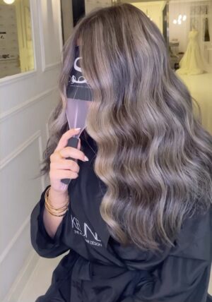 Somoud Alkandari Instagram - شرااااايكم باللللون 😍😍😍
ما شاءالله صج نيو لوك 👏🏻👏🏻🔥🔥
الصبغه بصالوني صمود بيوتي
@somoudbeautysalon